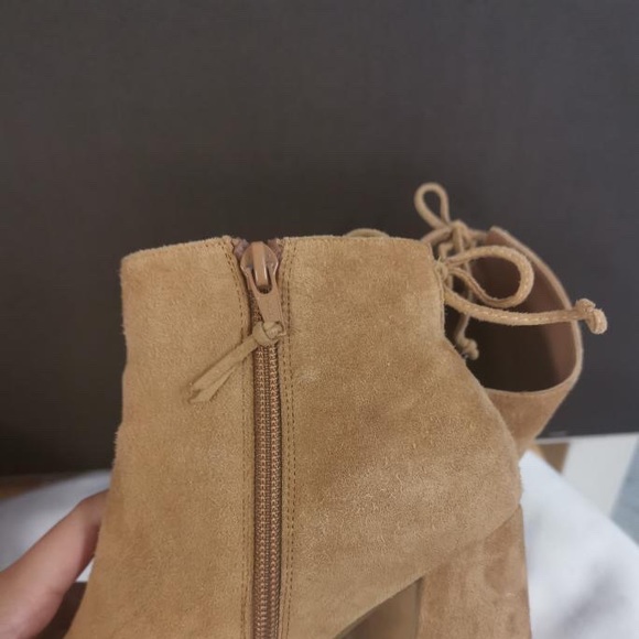 Boot heels - Picture 4 of 4